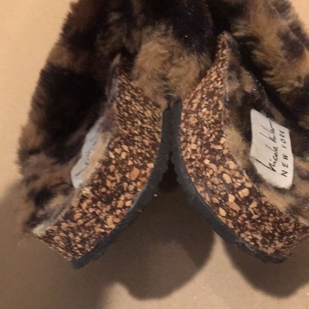Nicole Miller Animal print cork slip on sandals faux Fur size ? toe2back 9 1/4”